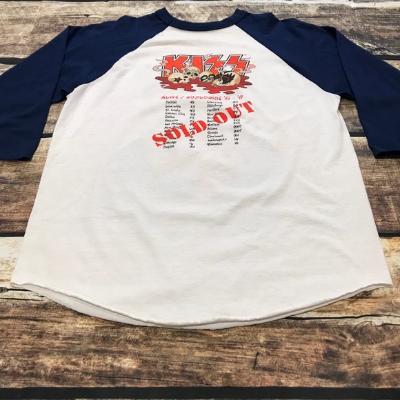 ❌SOLD❌ KISS Vintage Double Sided Stitch Shirt - Picture 3 of 9